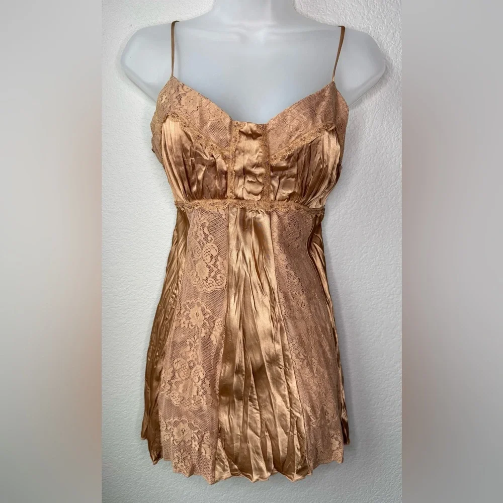 Y2K Satin Lace‎ Slip Camisole Size L Babydoll Empire Waist Lace for Layering